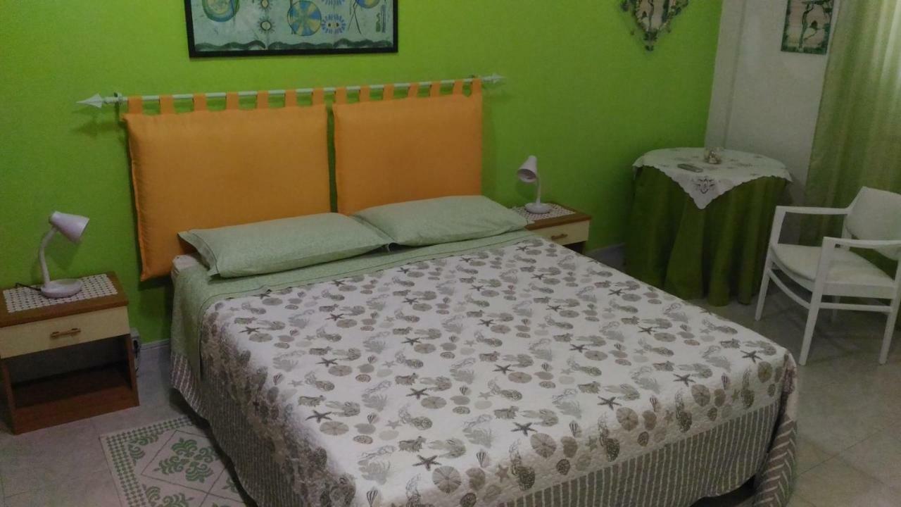 B&B Margherita Calasetta Bagian luar foto