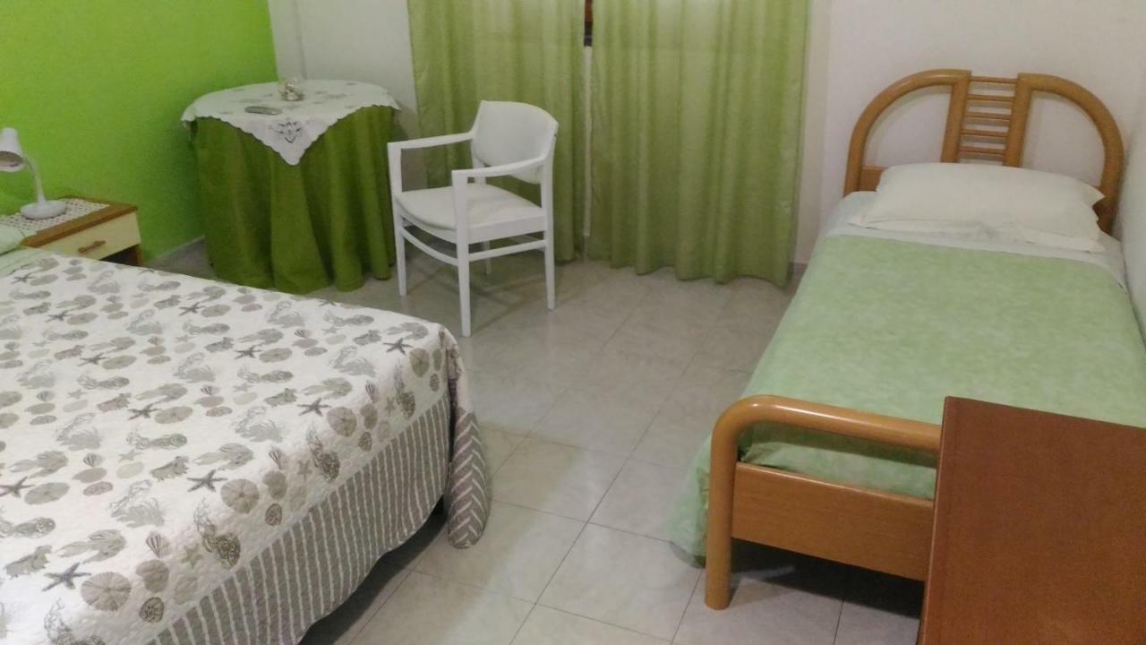 B&B Margherita Calasetta Bagian luar foto