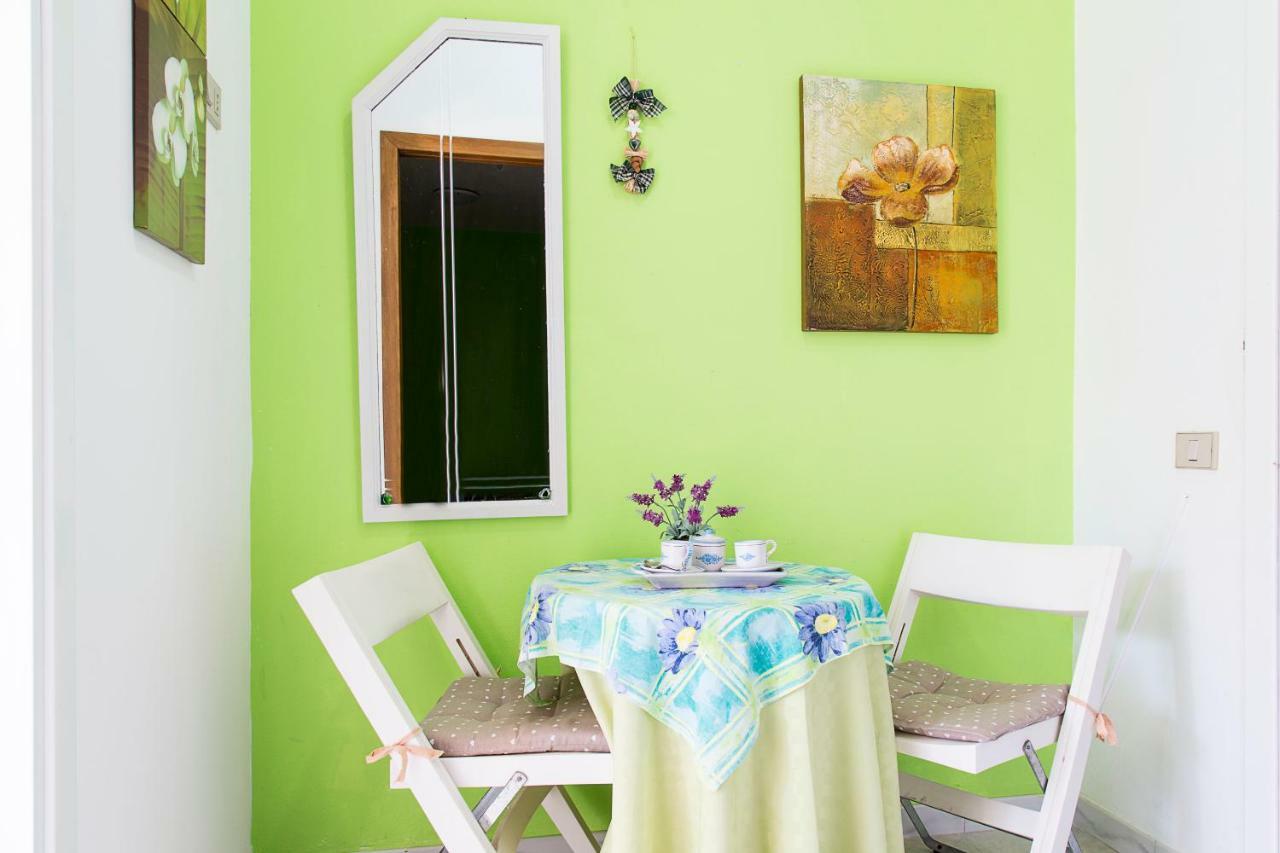 B&B Margherita Calasetta Bagian luar foto