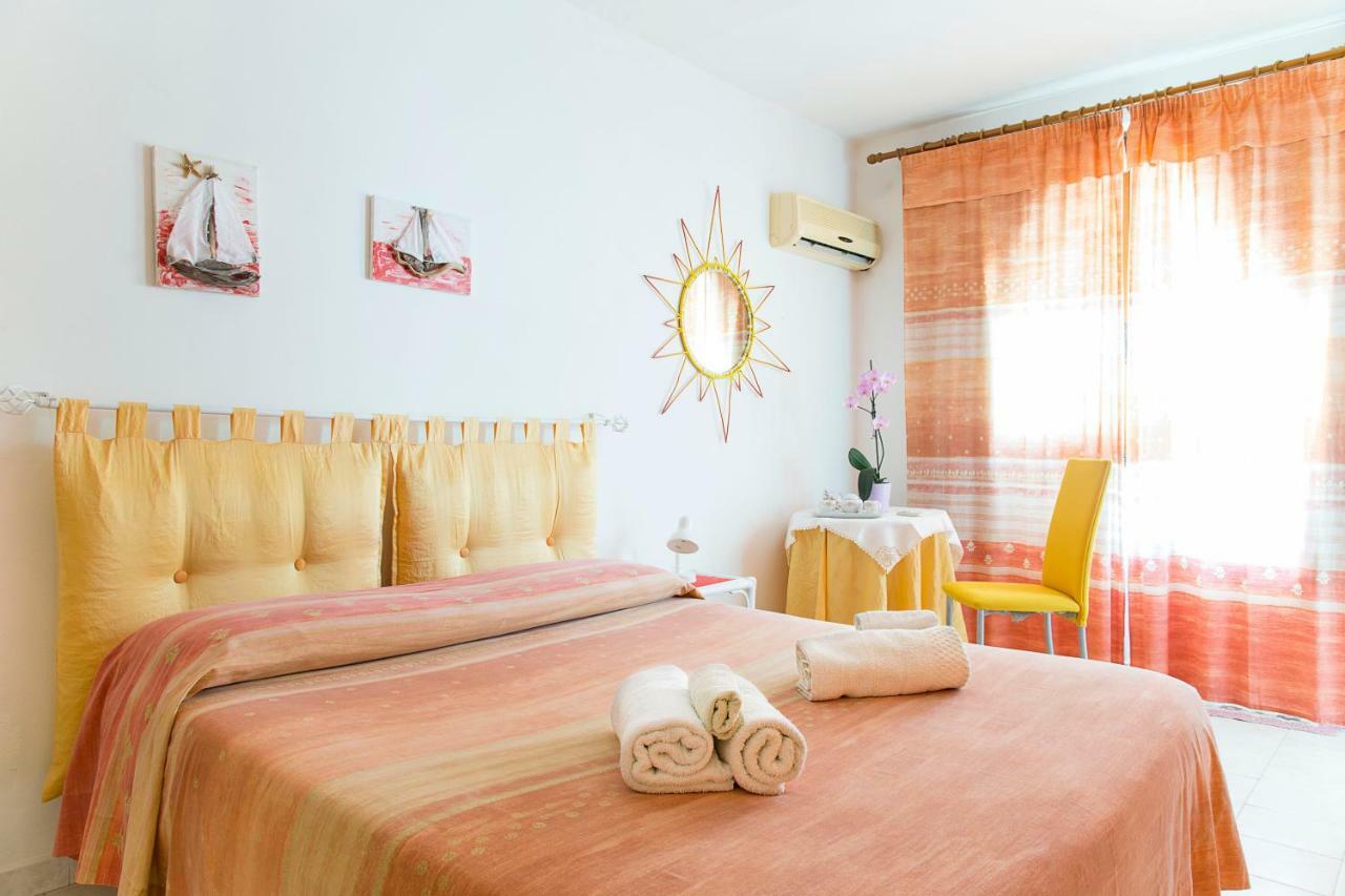 B&B Margherita Calasetta Bagian luar foto